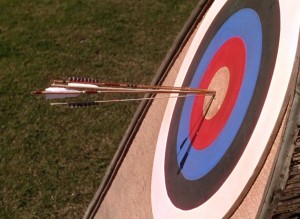 Split arrow on a target.